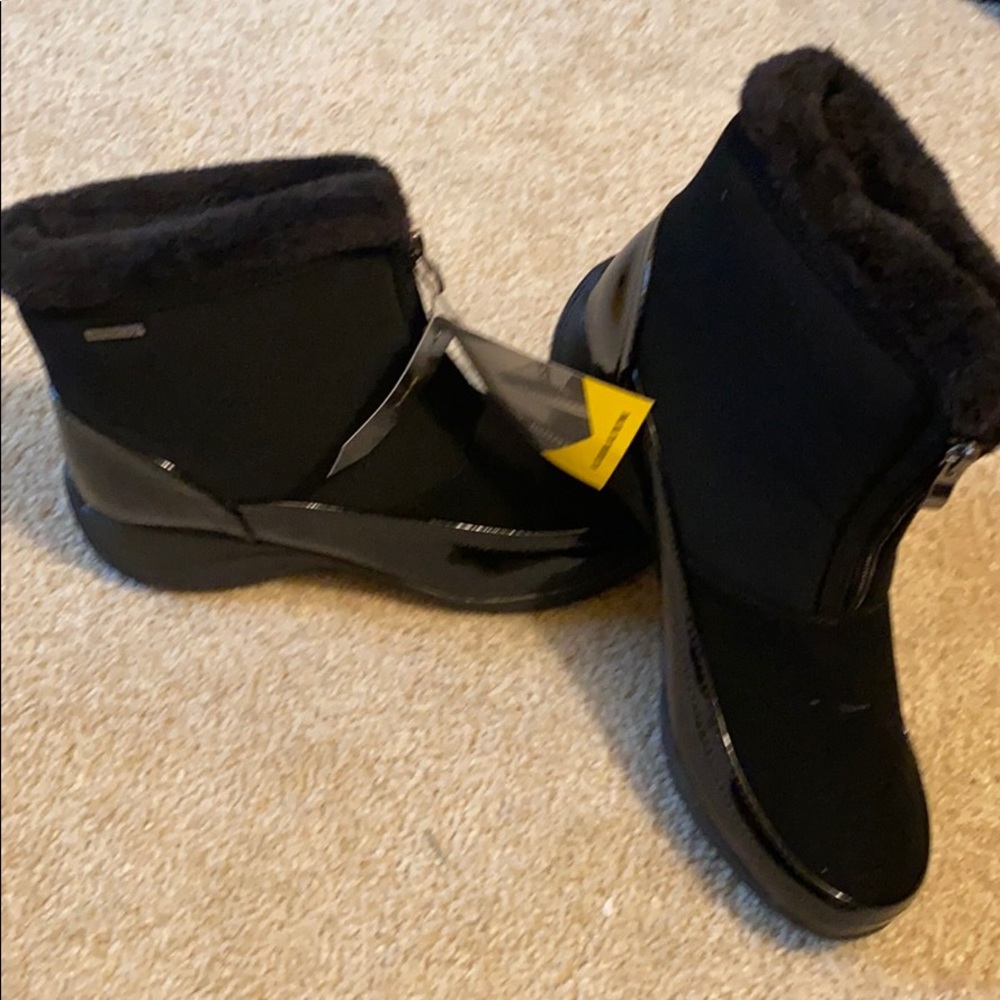 Khombu Ansel woman’s boot
